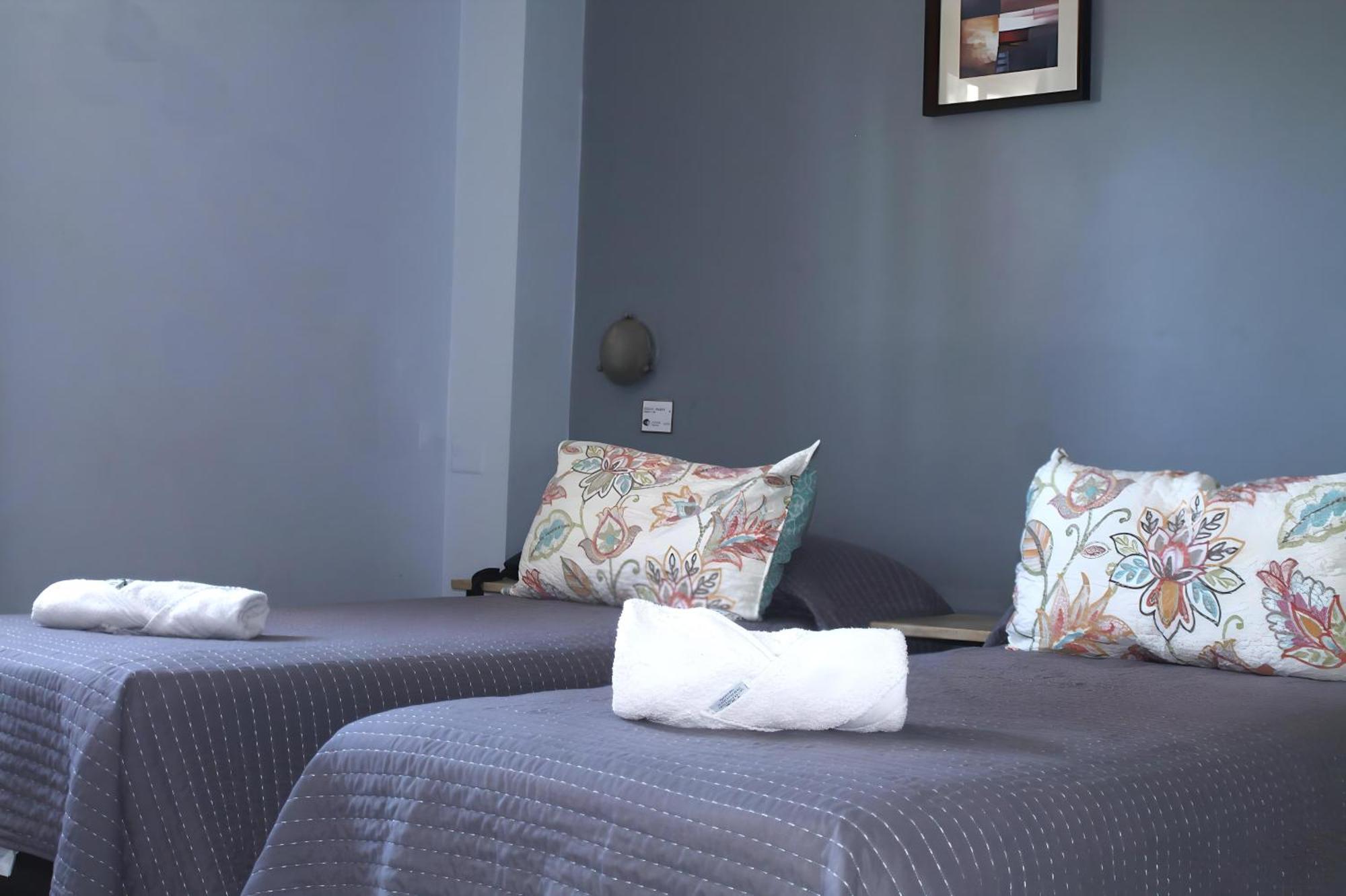 Hotel Sienna Мендоса Екстериор снимка