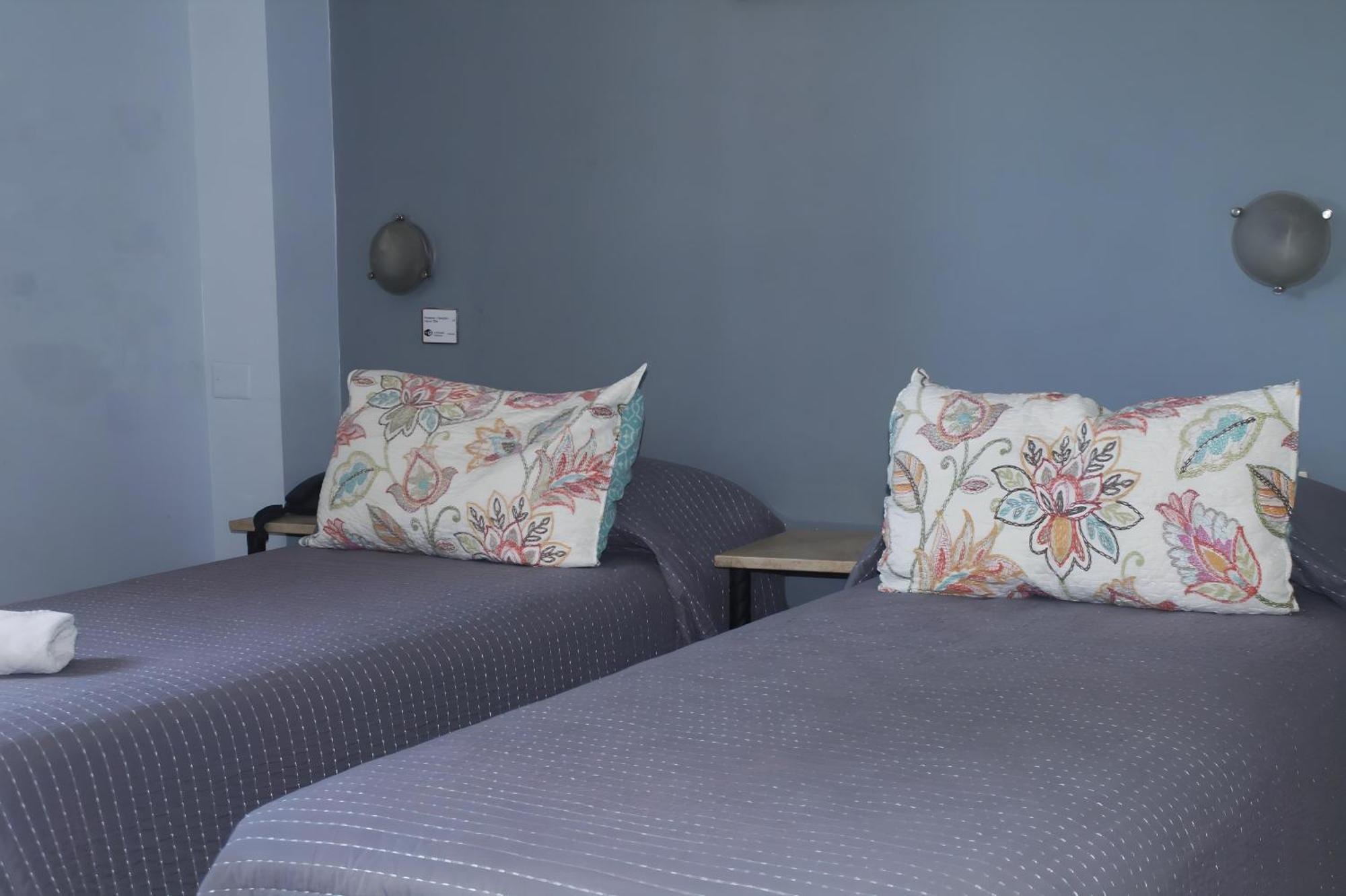 Hotel Sienna Мендоса Екстериор снимка